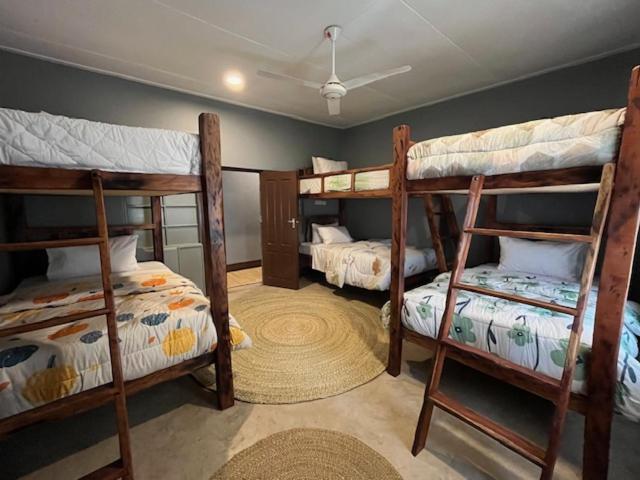 Moshi Urban Hostel And Backpackers ภายนอก รูปภาพ