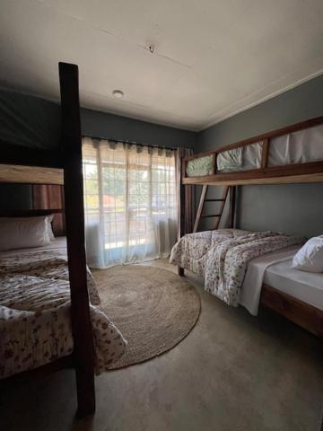 Moshi Urban Hostel And Backpackers ภายนอก รูปภาพ