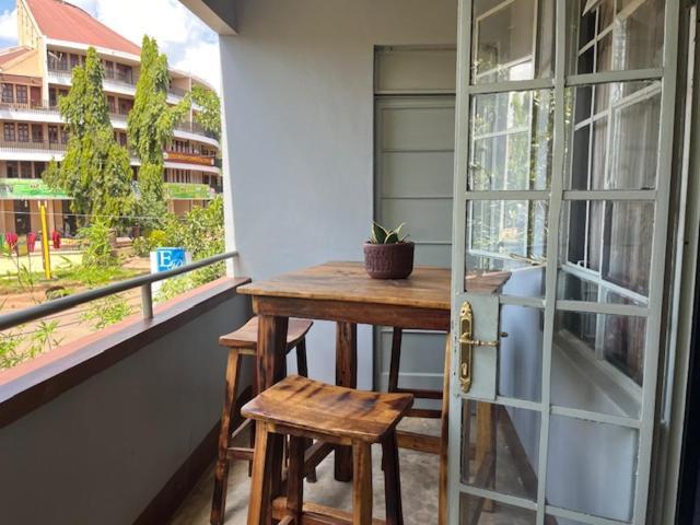 Moshi Urban Hostel And Backpackers ภายนอก รูปภาพ